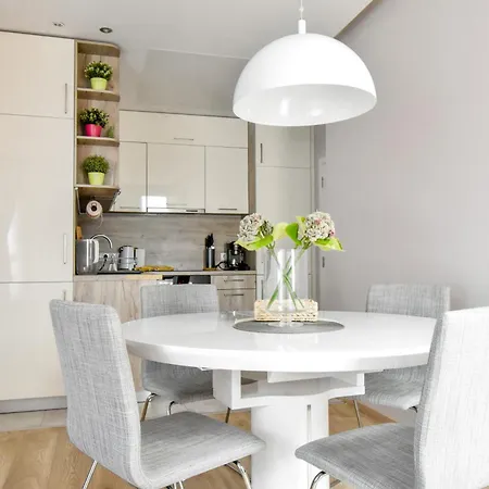 Apartman Bright 2bd With Balcony & Mountain View By Flat Mаnager