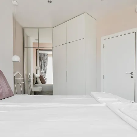 Bright 2bd With Balcony & Mountain View By Flat Mаnager