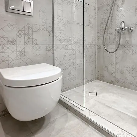 Bright 2bd With Balcony & Mountain View By Flat Mаnager Apartman *