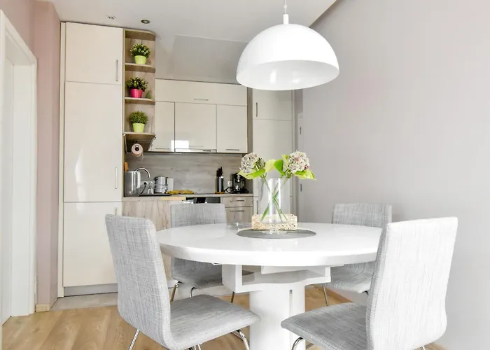 Lägenhet Charming 2bd With Mountain View By Flat Mаnager